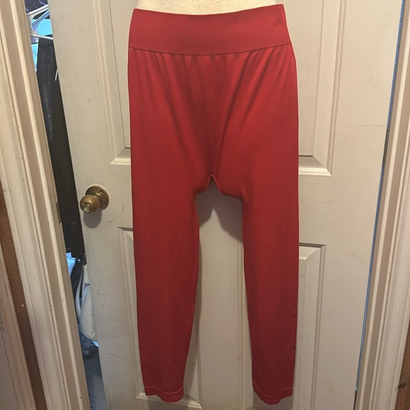 NWT White Mark Red Leggings - Picture 2 of 5